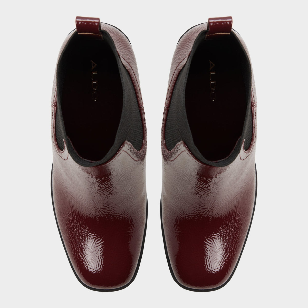 Aldo Marrgo in Dark Red -