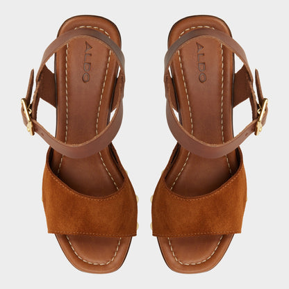 Aldo Niloria in Tan -